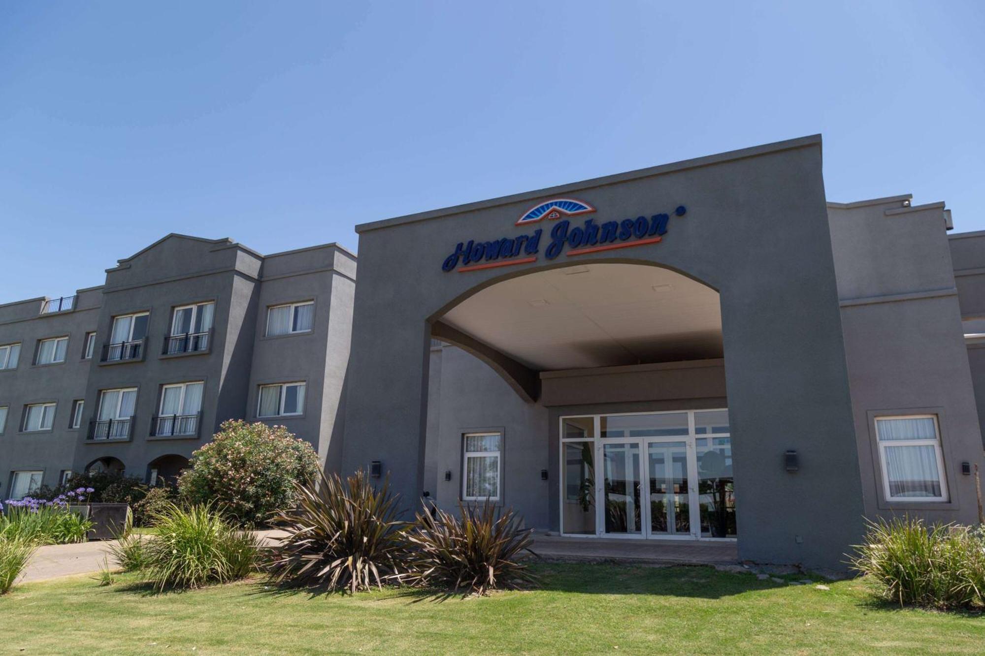 Howard Johnson Hotel&Resort Funes Zewnętrze zdjęcie